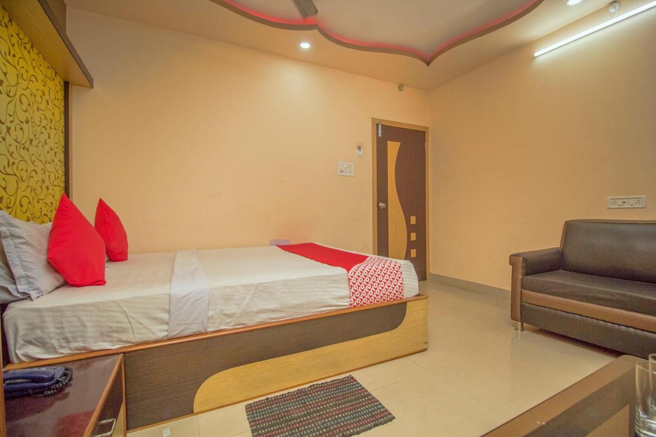 Oyo 29778 Panchadeep Bhawan Hotel Falakata Exterior photo