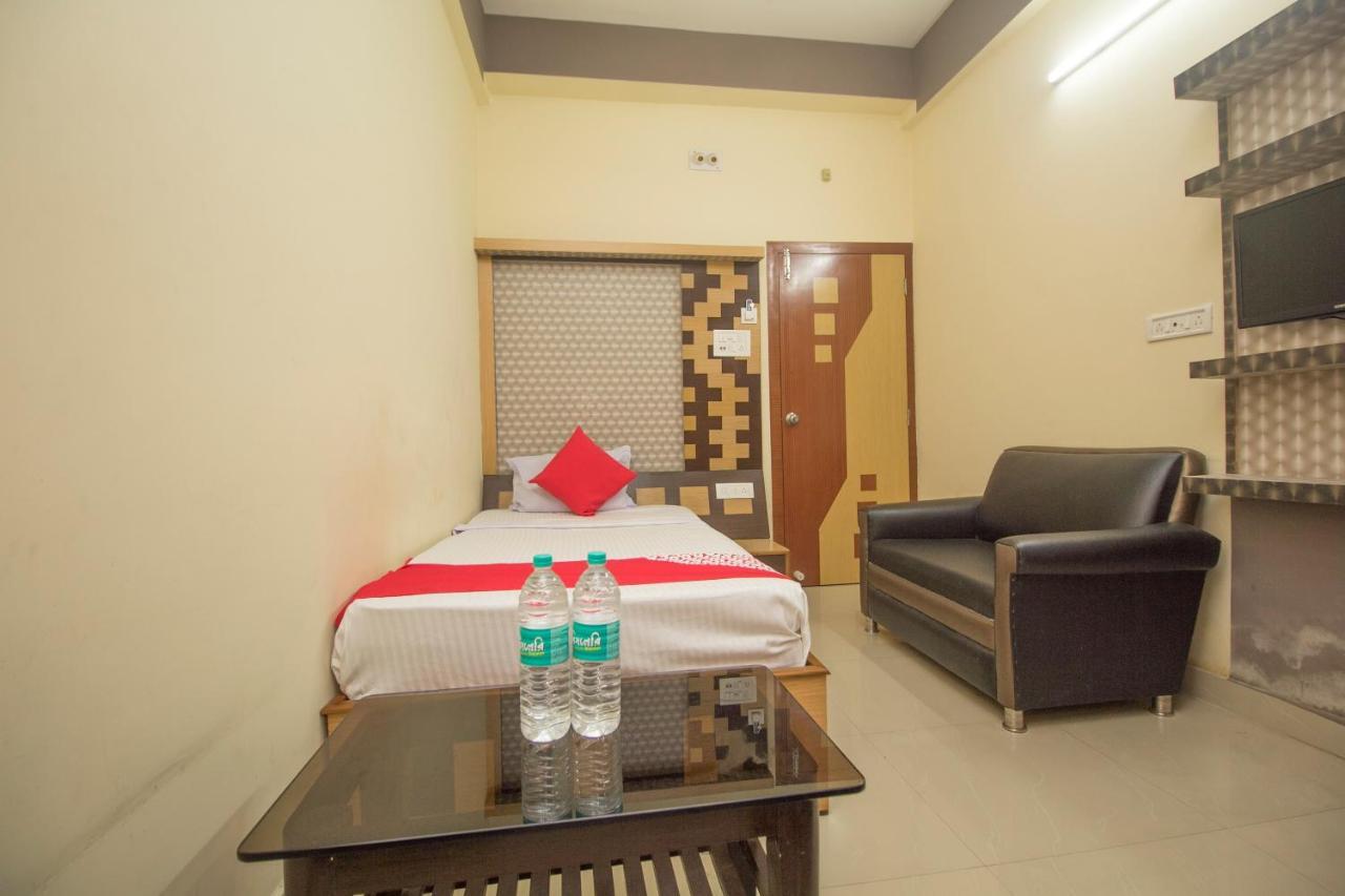 Oyo 29778 Panchadeep Bhawan Hotel Falakata Exterior photo